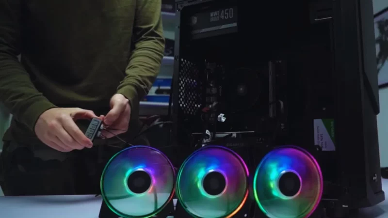 Change RGB Fan Color Cooler Master MB520